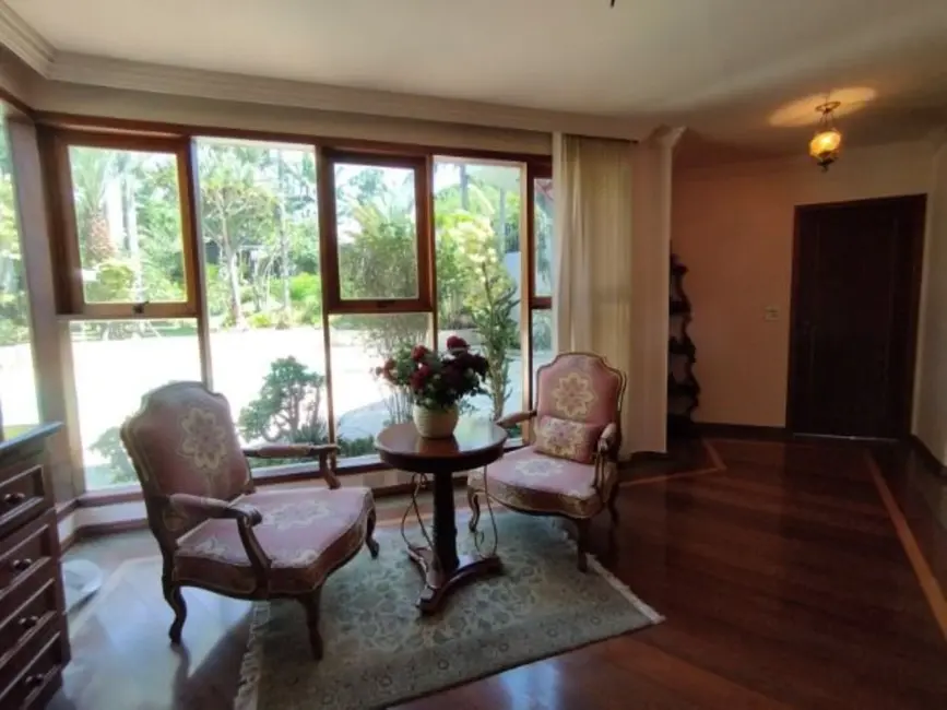 Foto 8 de Casa com 4 quartos à venda, 375m2 em Parque Dom Henrique, Cotia - SP