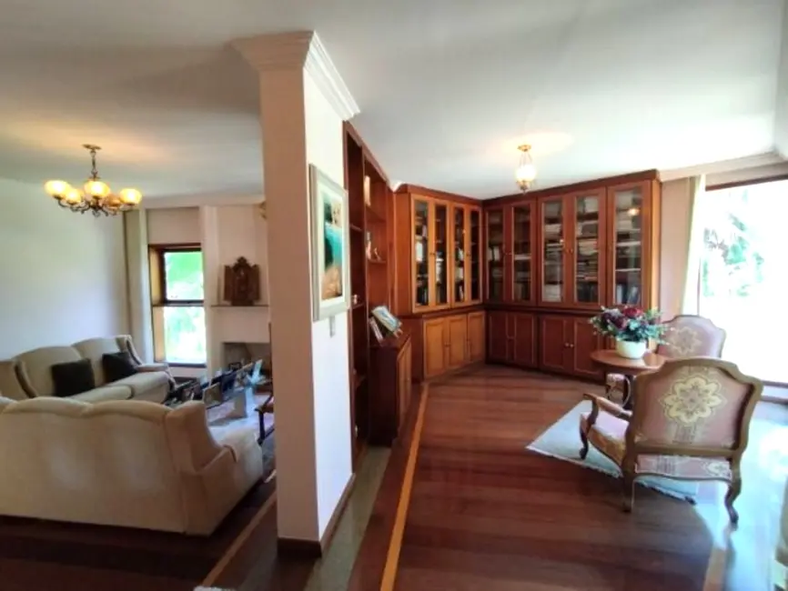 Foto 6 de Casa com 4 quartos à venda, 375m2 em Parque Dom Henrique, Cotia - SP