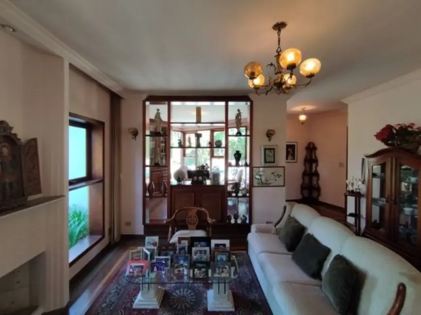 Foto 9 de Casa com 4 quartos à venda, 375m2 em Parque Dom Henrique, Cotia - SP