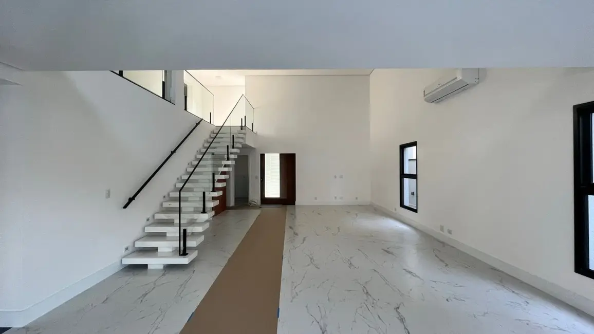 Foto 4 de Casa de Condomínio com 4 quartos à venda, 340m2 em Alphaville, Santana De Parnaiba - SP