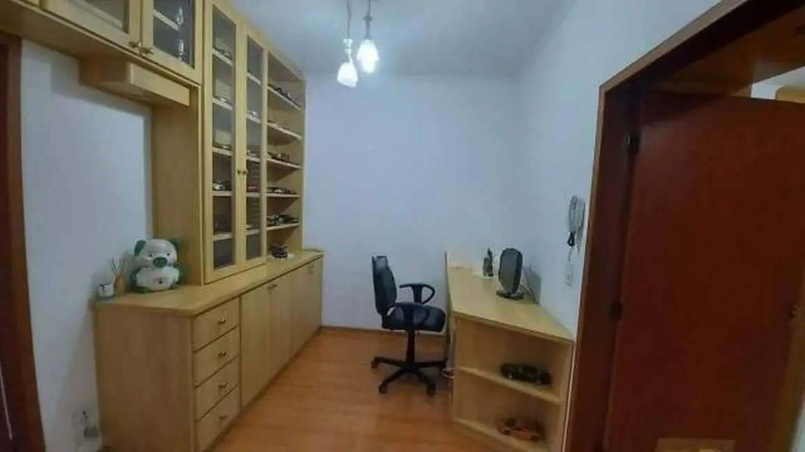 Foto 5 de Casa com 2 quartos à venda, 300m2 em Vila Yolanda, Osasco - SP