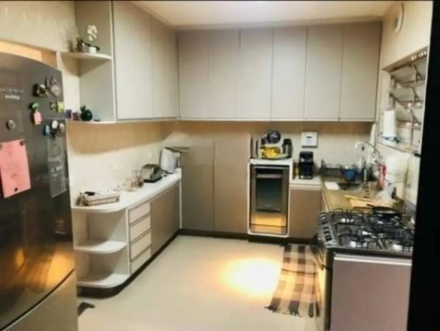 Foto 4 de Casa com 5 quartos à venda, 250m2 em Jaguaribe, Osasco - SP