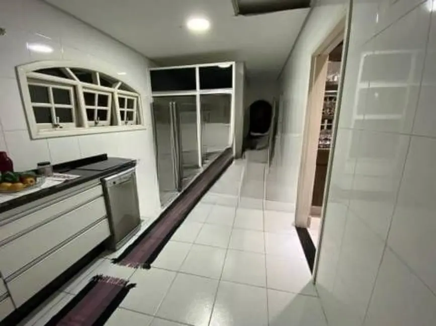 Casa com 3 quartos à venda, 315m2 em Adalgisa, Osasco - SP - imagem 3 Foto 3 de Casa com 3 quartos à venda, 315m2 em Adalgisa, Osasco - SP
