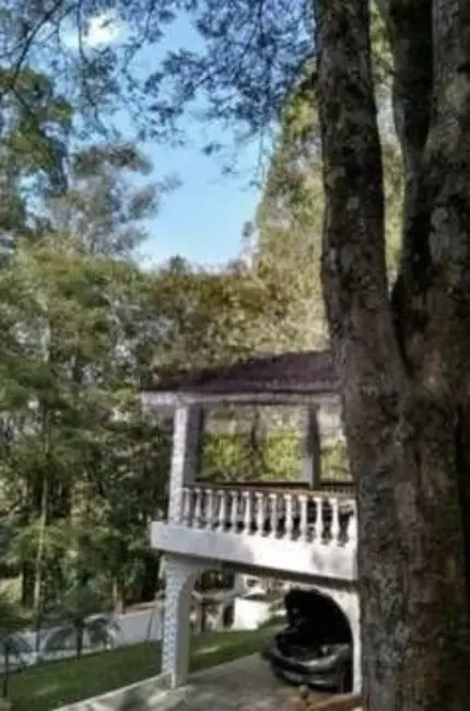 Chácara com 6 quartos à venda, 2000m2 em Três Montanhas, Osasco - SP - imagem 4 Foto 4 de Chácara com 6 quartos à venda, 2000m2 em Três Montanhas, Osasco - SP