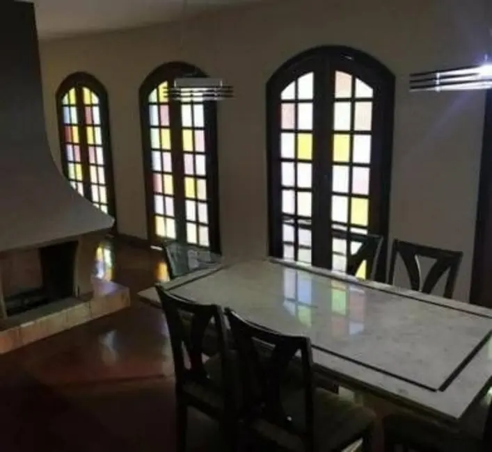 Chácara com 6 quartos à venda, 2000m2 em Três Montanhas, Osasco - SP - imagem 6 Foto 6 de Chácara com 6 quartos à venda, 2000m2 em Três Montanhas, Osasco - SP