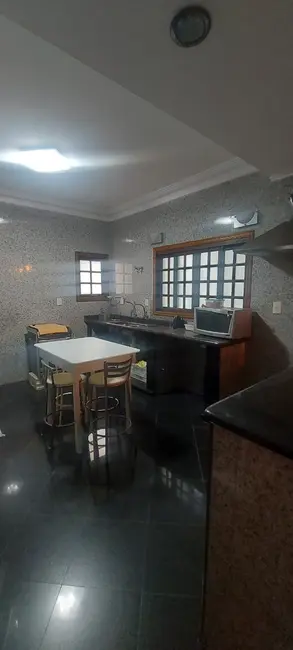 Casa com 3 quartos à venda, 642m2 em Presidente Altino, Osasco - SP - imagem 4 Foto 4 de Casa com 3 quartos à venda, 642m2 em Presidente Altino, Osasco - SP