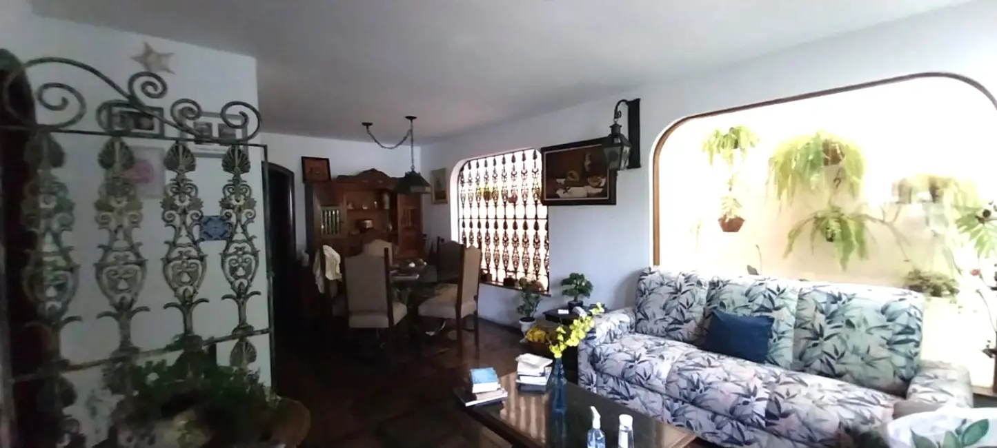 Casa com 3 quartos à venda, 187m2 em Vila Yara, Osasco - SP - imagem 4 Foto 4 de Casa com 3 quartos à venda, 187m2 em Vila Yara, Osasco - SP