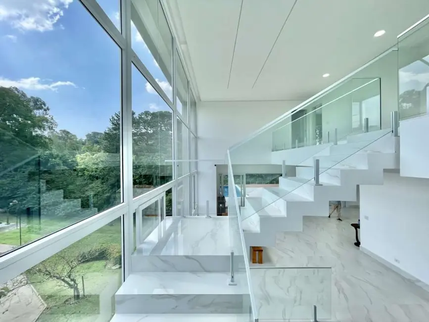 Foto 2 de Casa de Condomínio com 5 quartos à venda, 558m2 em Jardim do Golf I,  - SP