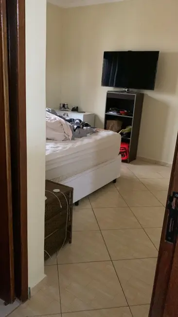 Foto 3 de Casa de Condomínio com 3 quartos à venda, 190m2 em Parque Nova Jandira, Jandira - SP