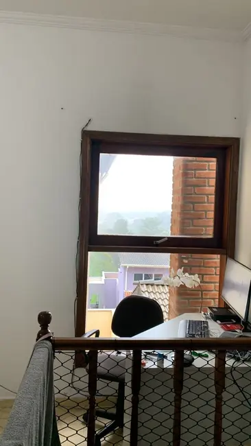 Foto 5 de Casa de Condomínio com 3 quartos à venda, 190m2 em Parque Nova Jandira, Jandira - SP