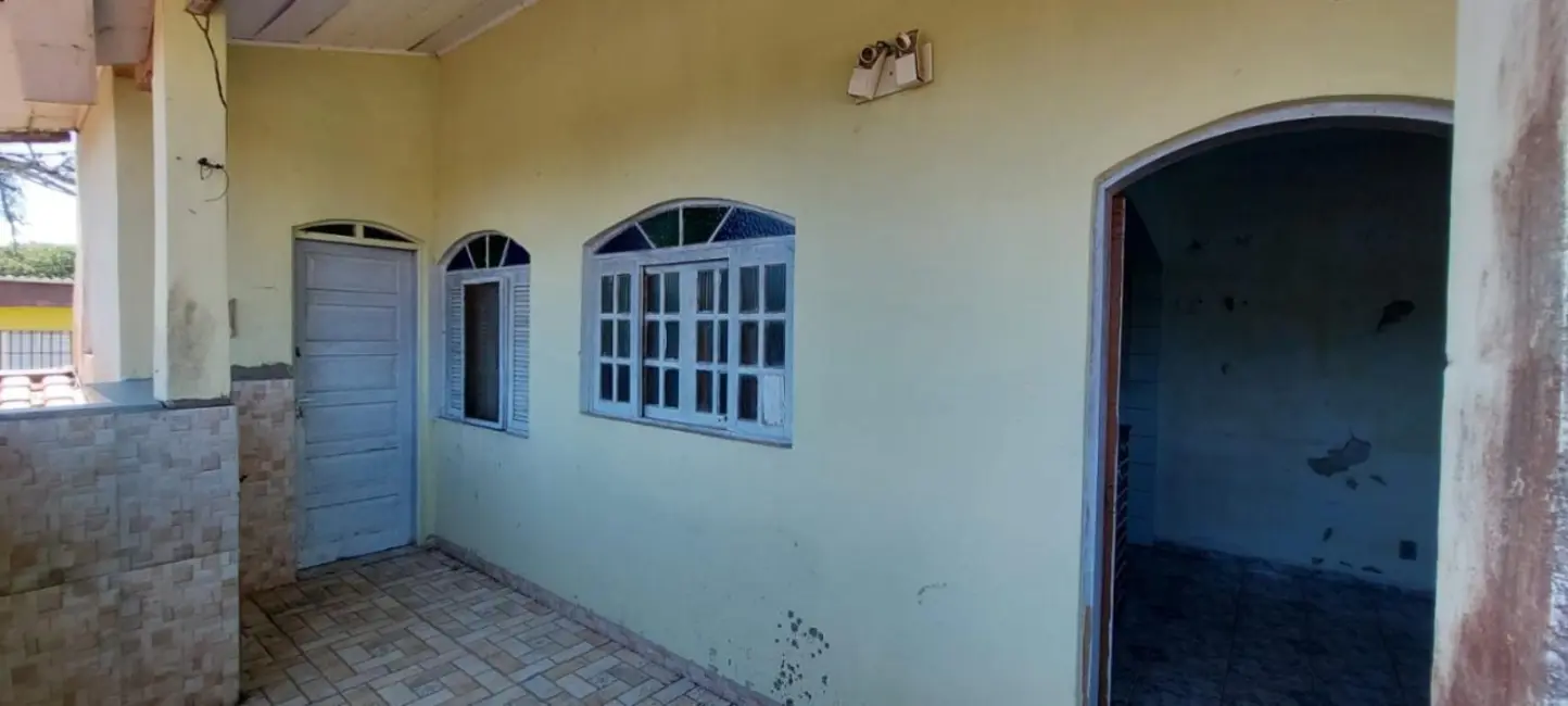 Foto 5 de Casa com 3 quartos à venda, 211m2 em Balneário Califórnia, Caraguatatuba - SP