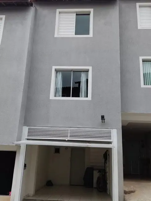 Foto 2 de Casa com 2 quartos à venda, 98m2 em Conceição, Osasco - SP