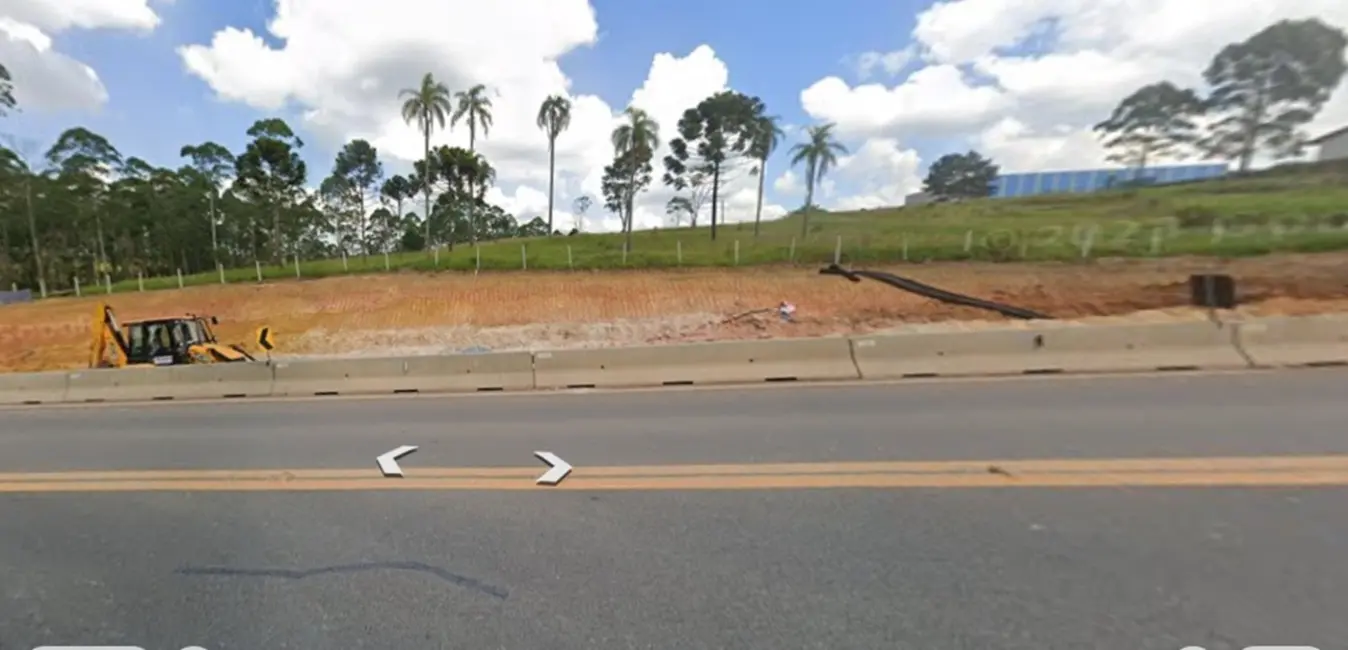 Foto 3 de Terreno / Lote à venda, 80000m2 em Vila Nova São Roque, Sao Roque - SP