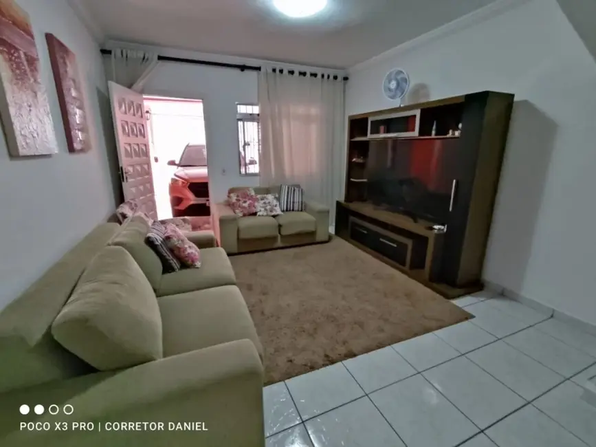 Foto 2 de Casa com 3 quartos à venda, 168m2 em Bandeiras, Osasco - SP