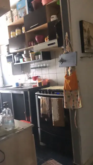 Foto 6 de Apartamento com 2 quartos à venda e para alugar, 51m2 em Carapicuiba - SP