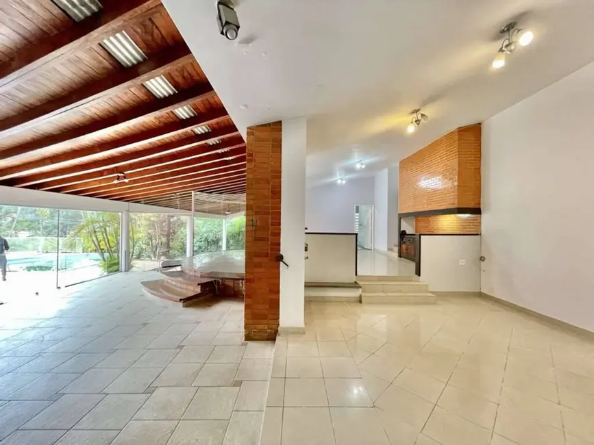 Casa de Condomínio com 4 quartos à venda, 409m2 em Chácara São João, Carapicuiba - SP - imagem 5 Foto 5 de Casa de Condomínio com 4 quartos à venda, 409m2 em Chácara São João, Carapicuiba - SP