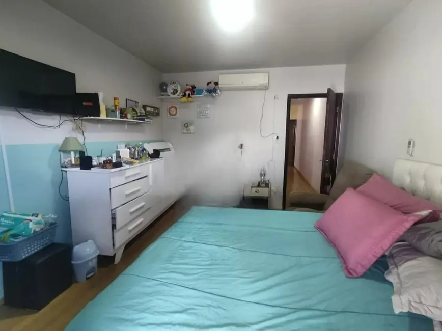 Foto 8 de Casa com 3 quartos à venda, 230m2 em Cipava, Osasco - SP