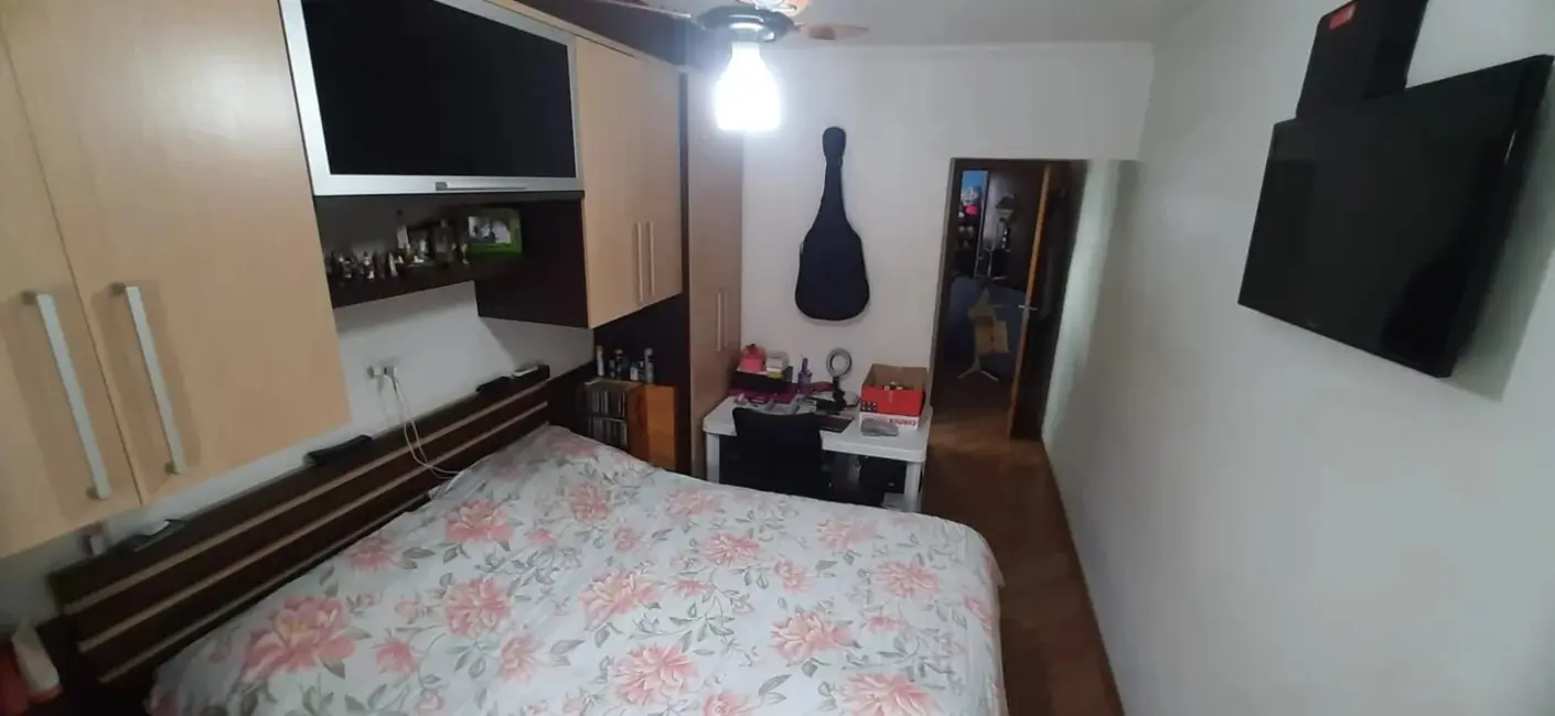 Casa com 2 quartos à venda, 145m2 em Vila Yolanda, Osasco - SP - imagem 6 Foto 6 de Casa com 2 quartos à venda, 145m2 em Vila Yolanda, Osasco - SP