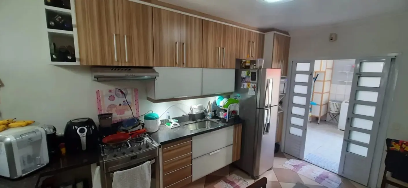 Casa com 2 quartos à venda, 145m2 em Vila Yolanda, Osasco - SP - imagem 4 Foto 4 de Casa com 2 quartos à venda, 145m2 em Vila Yolanda, Osasco - SP