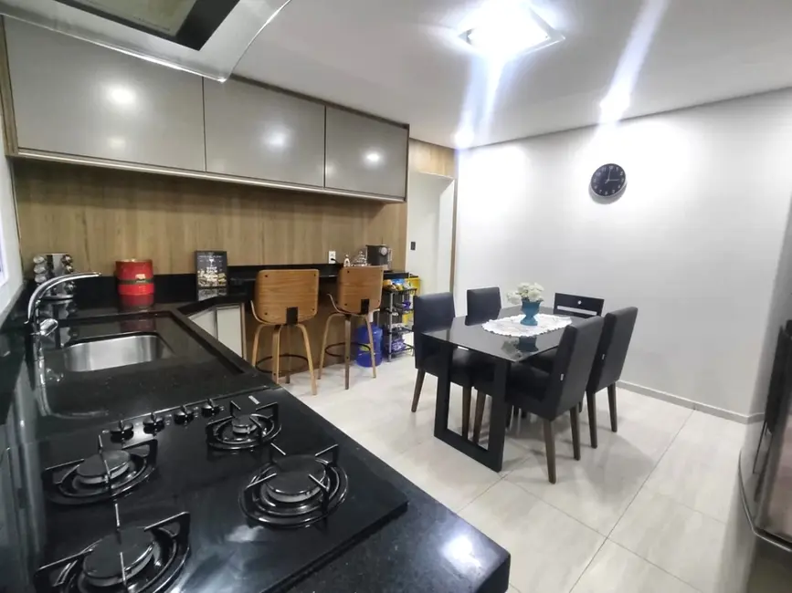 Foto 4 de Casa com 3 quartos à venda, 138m2 em Novo Osasco, Osasco - SP