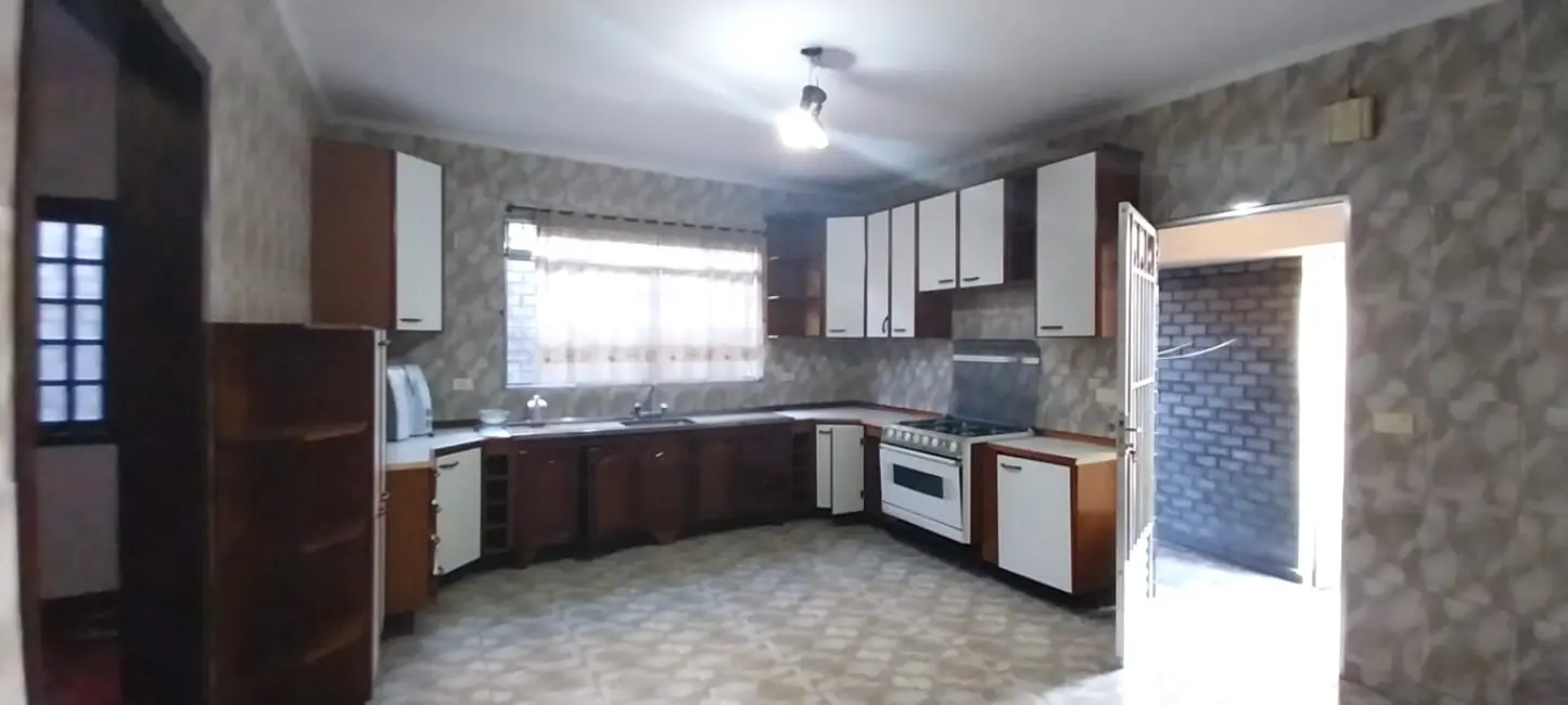 Foto 12 de Casa com 3 quartos para alugar, 180m2 em Presidente Altino, Osasco - SP