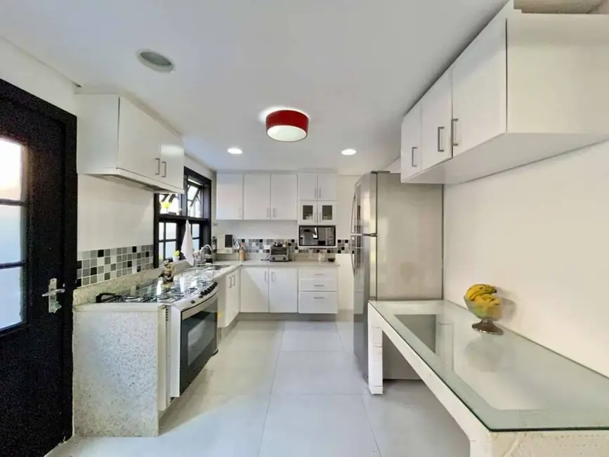 Casa de Condomínio com 4 quartos à venda, 250m2 em Jardim São Paulo II, Cotia - SP - imagem 7 Foto 7 de Casa de Condomínio com 4 quartos à venda, 250m2 em Jardim São Paulo II, Cotia - SP