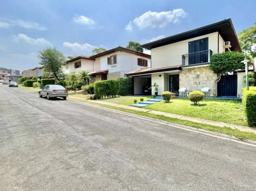 Casa de Condomínio com 4 quartos à venda, 250m2 em Jardim São Paulo II, Cotia - SP - imagem 2 Foto 2 de Casa de Condomínio com 4 quartos à venda, 250m2 em Jardim São Paulo II, Cotia - SP