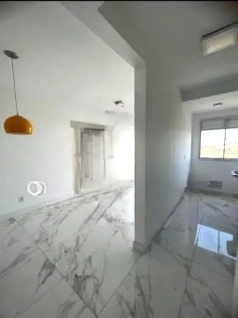 Foto 2 de Apartamento com 2 quartos à venda, 45m2 em São Pedro, Osasco - SP