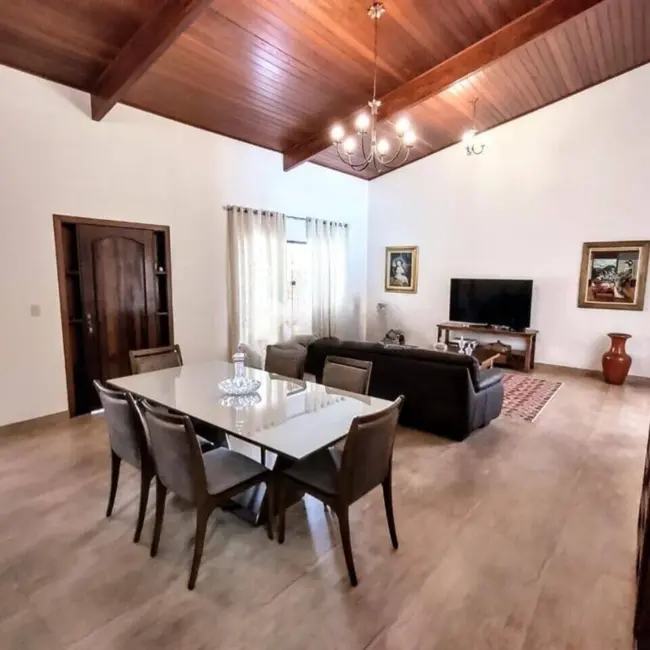 Foto 3 de Casa de Condomínio com 3 quartos à venda, 270m2 em Vargem Grande Paulista - SP