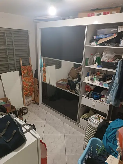 Apartamento com 3 quartos à venda, 60m2 em Conjunto Habitacional Presidente Castelo Branco, Carapicuiba - SP - imagem 8 Foto 8 de Apartamento com 3 quartos à venda, 60m2 em Conjunto Habitacional Presidente Castelo Branco, Carapicuiba - SP