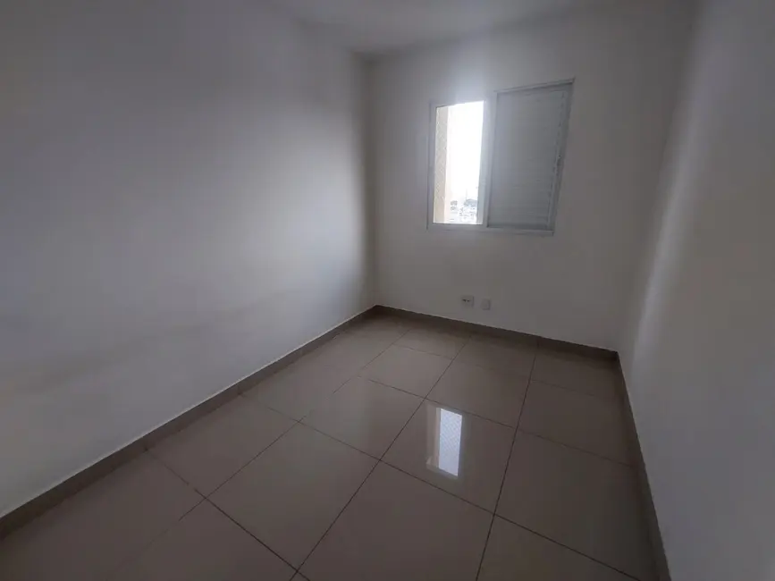 Apartamento com 2 quartos à venda, 53m2 em Vila Santa Terezinha, Carapicuiba - SP - imagem 4 Foto 4 de Apartamento com 2 quartos à venda, 53m2 em Vila Santa Terezinha, Carapicuiba - SP