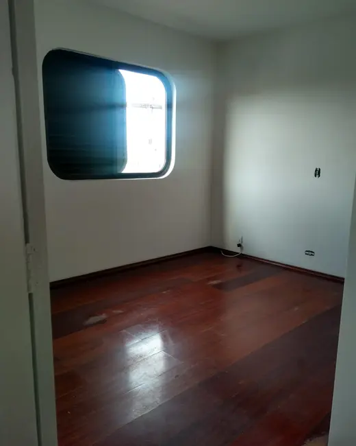 Apartamento com 2 quartos para alugar, 68m2 em Umuarama, Osasco - SP - imagem 5 Foto 5 de Apartamento com 2 quartos para alugar, 68m2 em Umuarama, Osasco - SP
