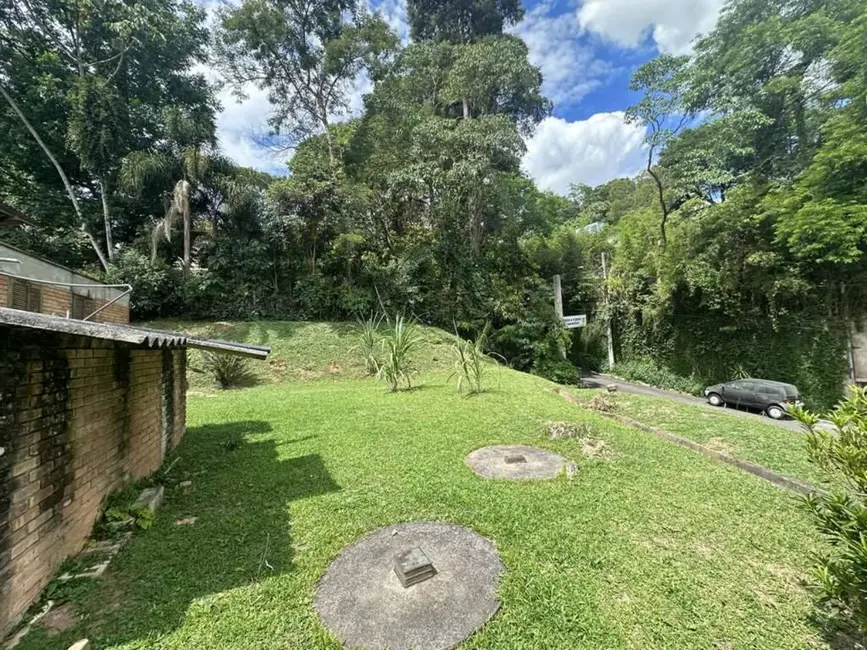 Terreno / Lote à venda, 1000m2 em Recanto Impla, Carapicuiba - SP - imagem 4 Foto 4 de Terreno / Lote à venda, 1000m2 em Recanto Impla, Carapicuiba - SP