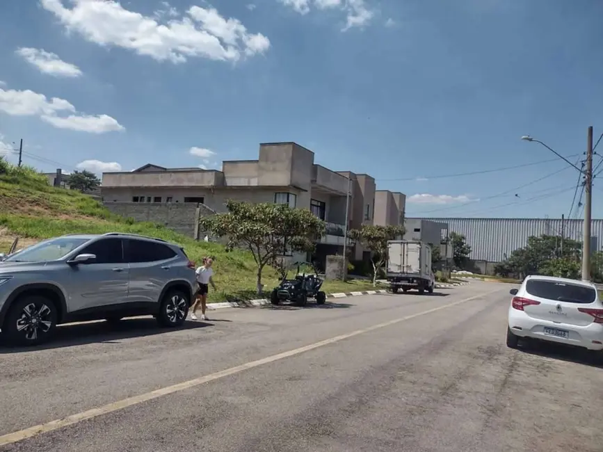 Foto 3 de Terreno / Lote à venda, 378m2 em Vargem Grande Paulista - SP