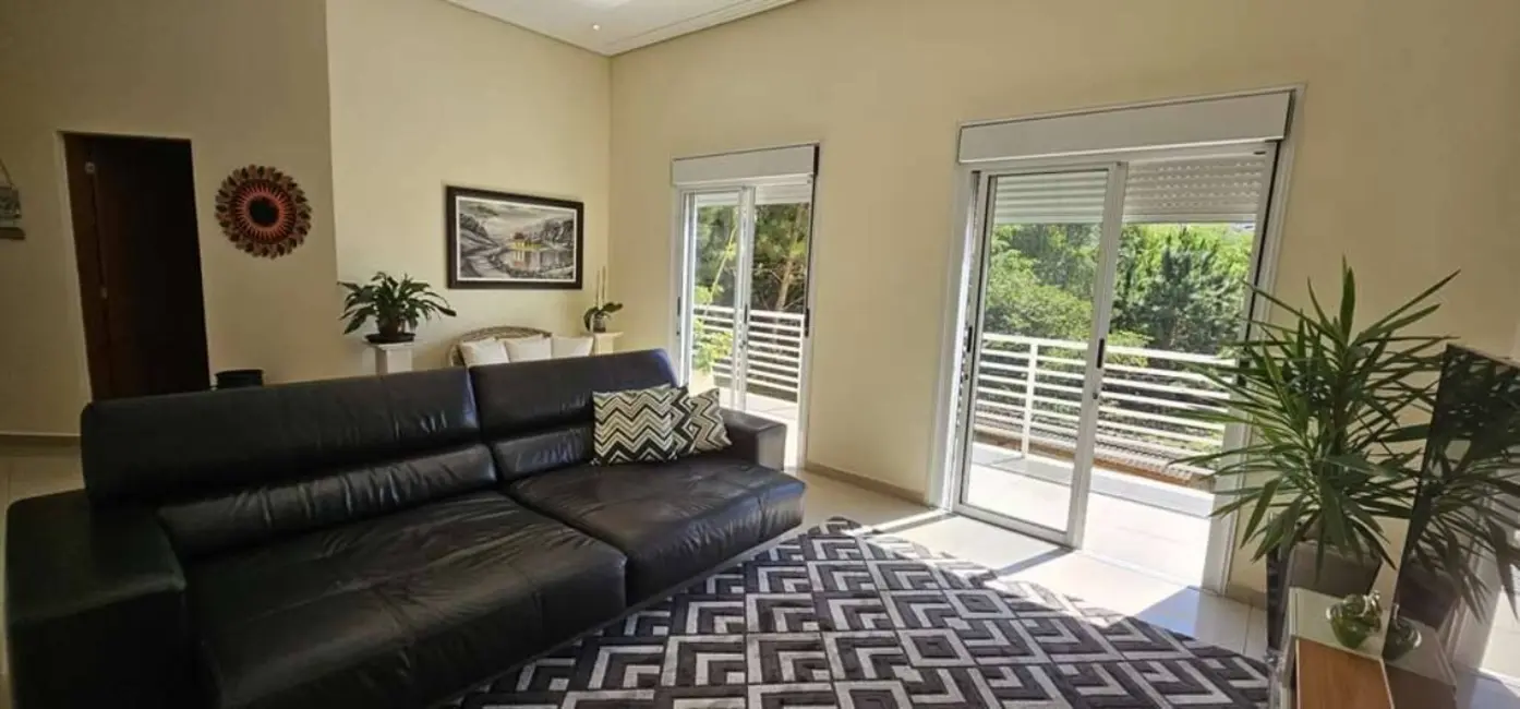 Foto 8 de Casa de Condomínio com 3 quartos à venda, 358m2 em Chácara Vale do Rio Cotia, Carapicuiba - SP