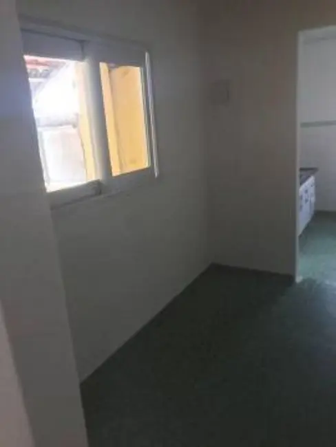 Casa com 4 quartos à venda, 200m2 em km 18, Osasco - SP - imagem 4 Foto 4 de Casa com 4 quartos à venda, 200m2 em km 18, Osasco - SP