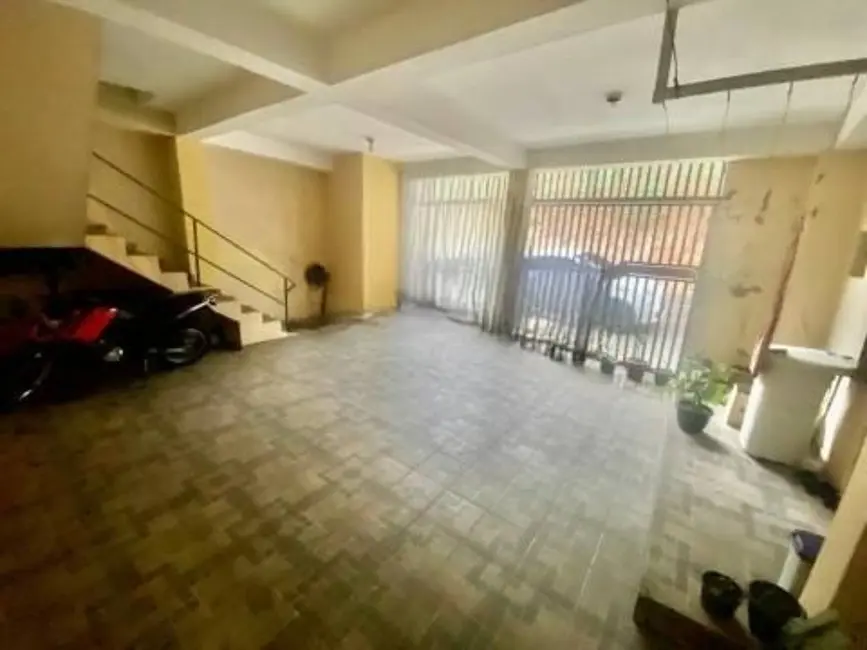 Foto 2 de Casa com 4 quartos à venda, 115m2 em Vila Menck, Osasco - SP