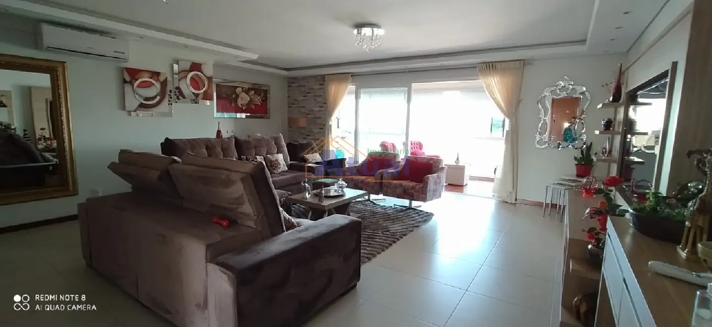 Foto 2 de Apartamento com 2 quartos à venda em Centro, Santo Angelo - RS