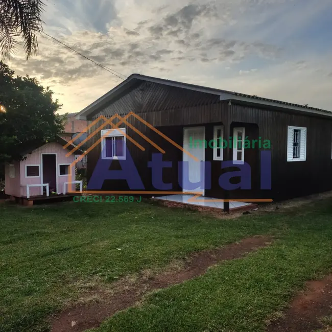 Foto 1 de Casa com 2 quartos à venda, 60m2 em Indubrás, Santo Angelo - RS