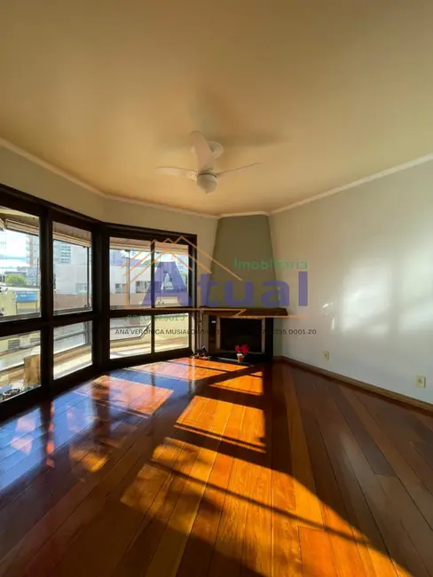Foto 1 de Apartamento com 4 quartos à venda e para alugar, 210m2 em Centro, Santo Angelo - RS