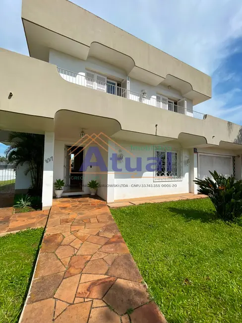 Foto 2 de Sobrado com 4 quartos à venda, 270m2 em Centro, Santo Angelo - RS