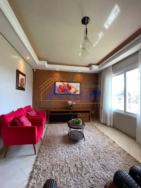 Foto 9 de Sobrado com 4 quartos à venda, 270m2 em Centro, Santo Angelo - RS