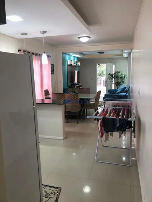 Foto 2 de Casa com 2 quartos à venda, 137m2 em Centro, Santo Angelo - RS
