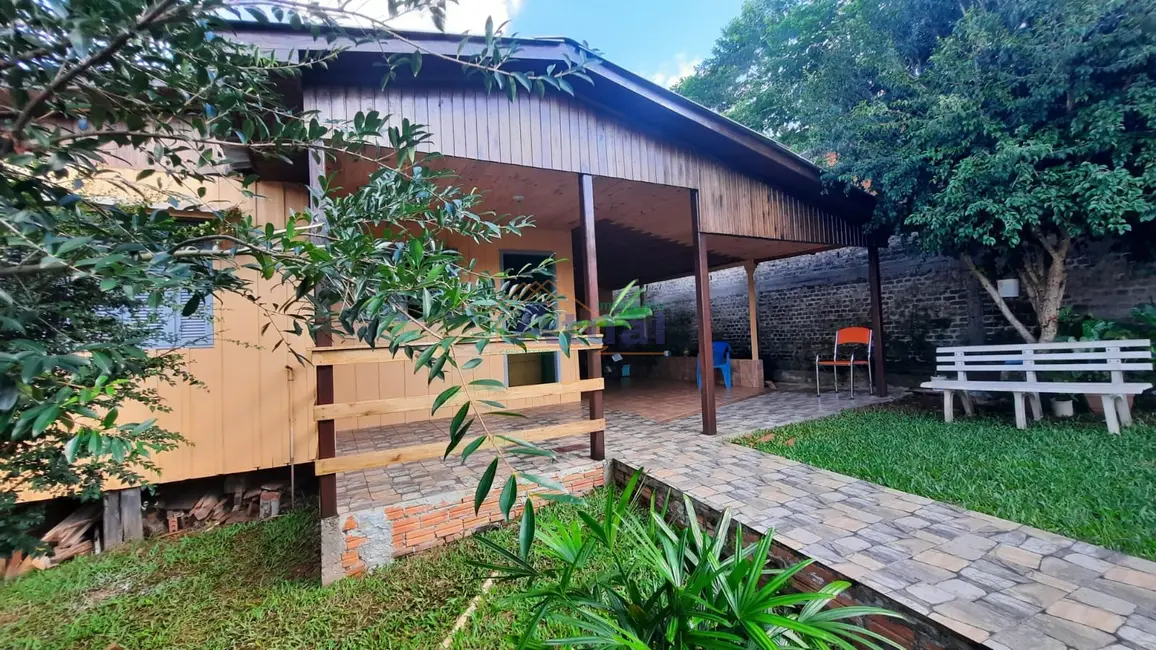 Casa com 3 quartos à venda, 90m2 em Santo Angelo - RS - imagem 3 Foto 3 de Casa com 3 quartos à venda, 90m2 em Santo Angelo - RS