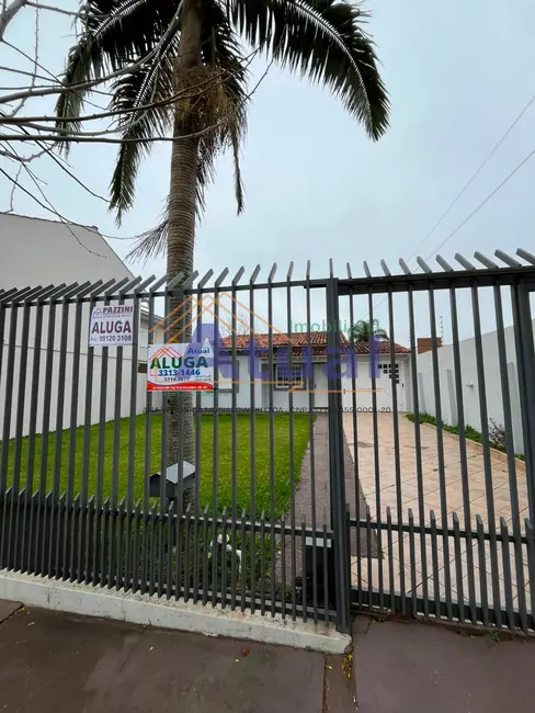 Foto 2 de Casa com 3 quartos à venda e para alugar, 207m2 em Centro, Santo Angelo - RS
