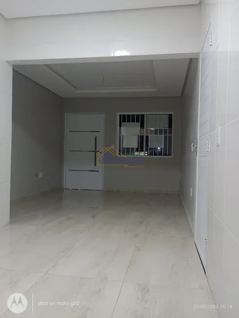 Casa com 2 quartos à venda, 57m2 em Aguiar, Santo Angelo - RS - imagem 8 Foto 8 de Casa com 2 quartos à venda, 57m2 em Aguiar, Santo Angelo - RS