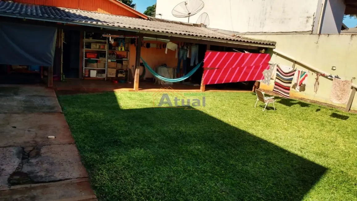 Foto 2 de Casa com 3 quartos à venda, 150m2 em Centro, Santo Angelo - RS