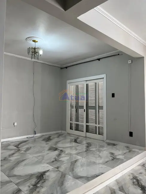 Foto 3 de Casa com 4 quartos à venda, 157m2 em Menges, Santo Angelo - RS