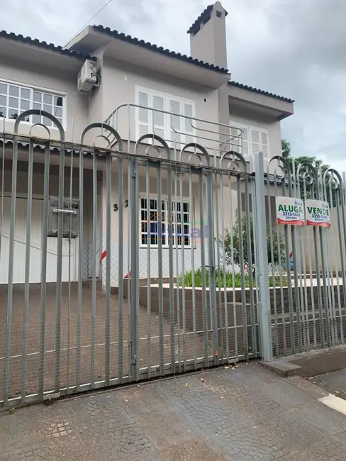 Foto 1 de Casa com 4 quartos à venda, 157m2 em Menges, Santo Angelo - RS