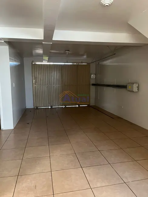 Casa com 3 quartos à venda, 184m2 em Centro, Santo Angelo - RS - imagem 9 Foto 9 de Casa com 3 quartos à venda, 184m2 em Centro, Santo Angelo - RS